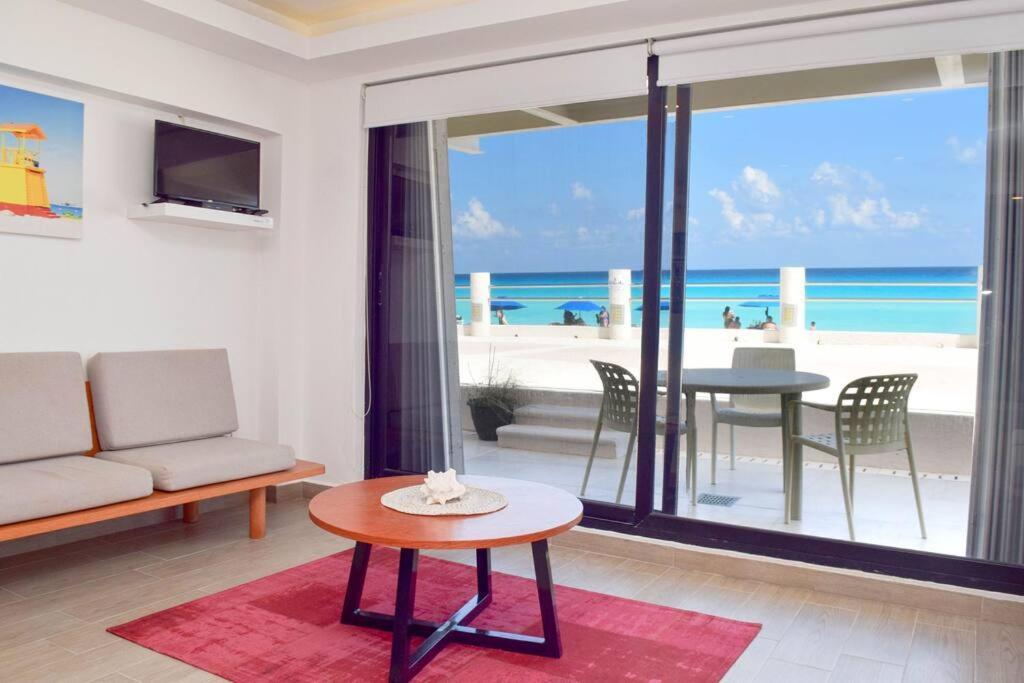 Ocean Front Villa Marlin, Best Location In Hotel Zone #109 Канкун Екстер'єр фото