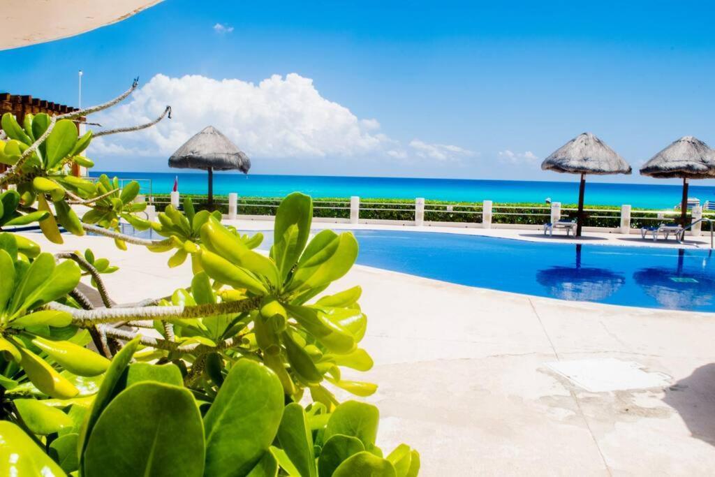 Ocean Front Villa Marlin, Best Location In Hotel Zone #109 Канкун Екстер'єр фото